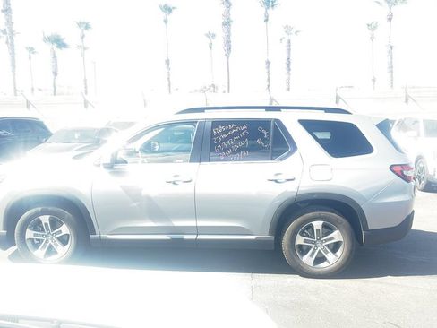 Used 2023 Honda Pilot EX-L image 4