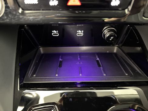 Used 2025 Audi Q5 Premium Plus w/ Premium Plus image 11