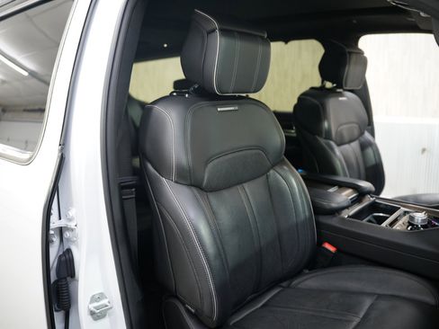 Used 2022 Jeep Grand Wagoneer Series II image 29