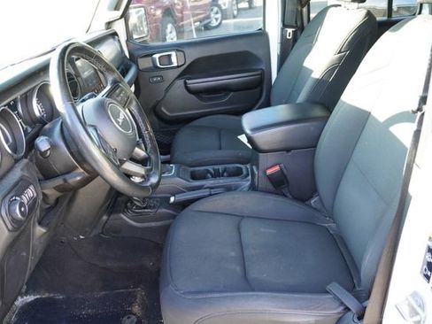 Used 2021 Jeep Wrangler Unlimited Sport AWD/4WD image 4
