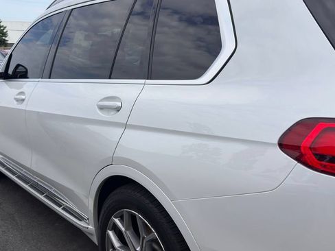 Used 2022 BMW X7 xDrive40i w/ Premium Package AWD/4WD image 10