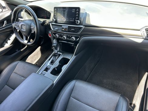 Used 2020 Honda Accord Sport image 10