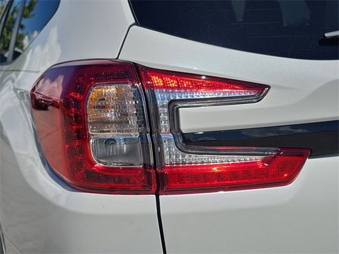 New 2025 Subaru Ascent Bronze Edition image 8