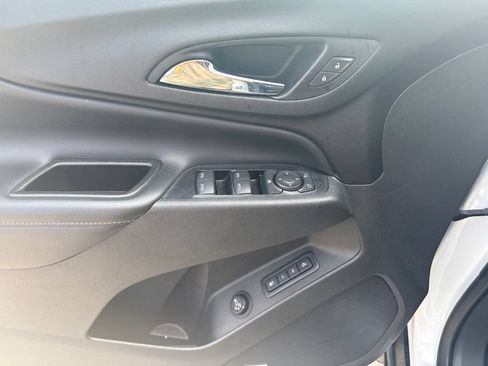 Used 2020 Chevrolet Equinox Premier AWD/4WD image 12