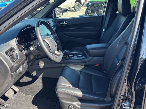 Used 2025 Dodge Durango R/T image 8