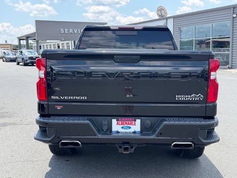 Used 2021 Chevrolet Silverado 1500 High Country w/ Safety Package II AWD/4WD image 4