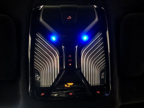 Used 2021 BMW X5 M w/ Competition Package image 34