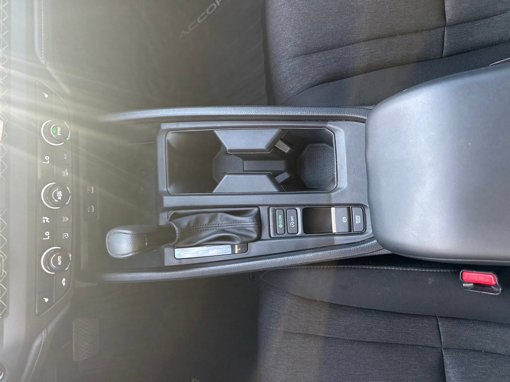 Used 2023 Honda Accord EX image 17