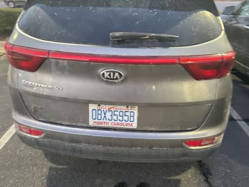 Used 2017 Kia Sportage LX image 11
