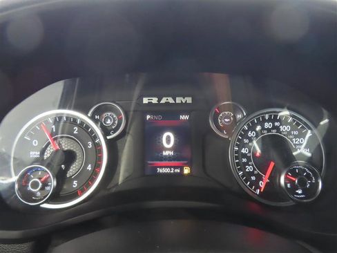 Used 2024 RAM 2500 Big Horn w/ Off Road Package AWD/4WD image 19