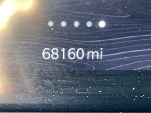 Used 2022 Jeep Grand Cherokee L Limited w/ Black Appearance Package image 13