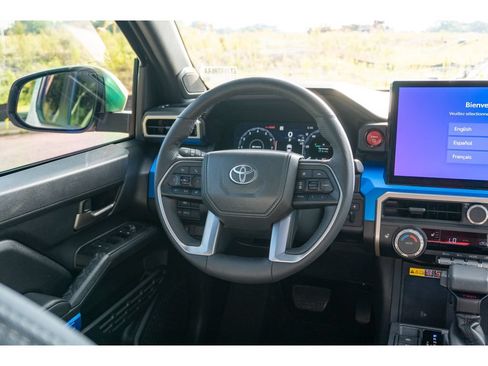 Used 2025 Toyota Tacoma TRD Off-Road w/ TRD Off Road Upgrade Package AWD/4WD image 20