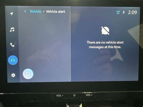 Used 2025 Toyota Corolla XLE image 32