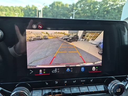 New 2026 GMC Canyon Elevation w/ Convenience Package AWD/4WD image 11