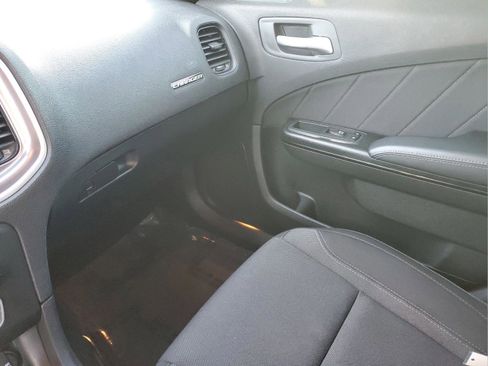 Used 2019 Dodge Charger SXT w/ Blacktop Package image 25