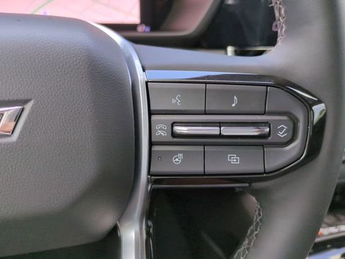 Used 2025 Chevrolet Colorado Trail Boss AWD/4WD image 26
