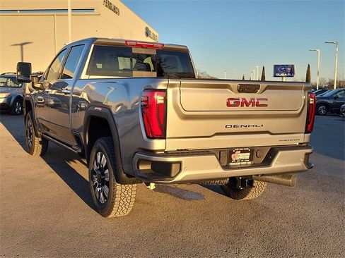 New 2026 GMC Sierra 2500 Denali w/ Denali Reserve Package image 4