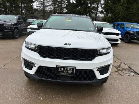 New 2025 Jeep Grand Cherokee Limited AWD/4WD image 3