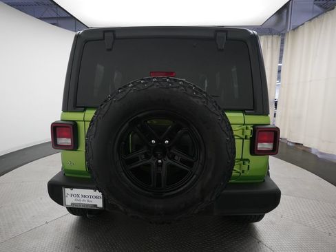 Used 2018 Jeep Wrangler Unlimited Sport S AWD/4WD image 25