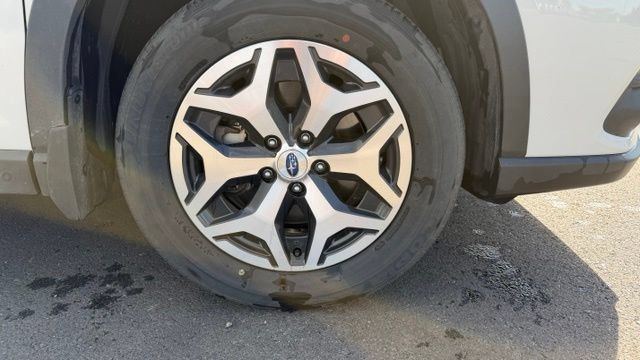 Used 2024 Subaru Forester Premium AWD/4WD image 12
