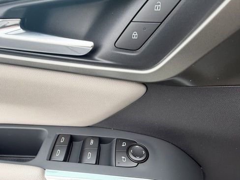 New 2026 Chevrolet Traverse LT w/ Driver Confidence Package image 29