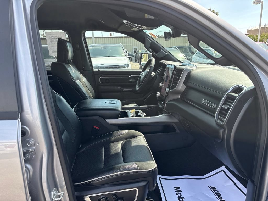 Used 2025 RAM 1500 Laramie AWD/4WD image 47