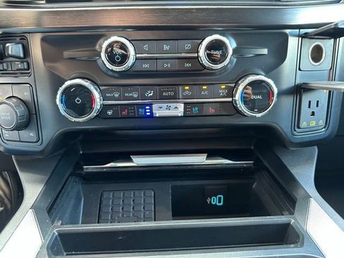 Used 2023 Ford F250 Lariat w/ Lariat Ultimate Package AWD/4WD image 21