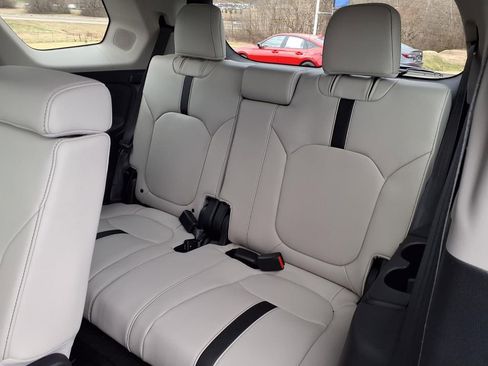 New 2026 Honda Pilot Touring image 10