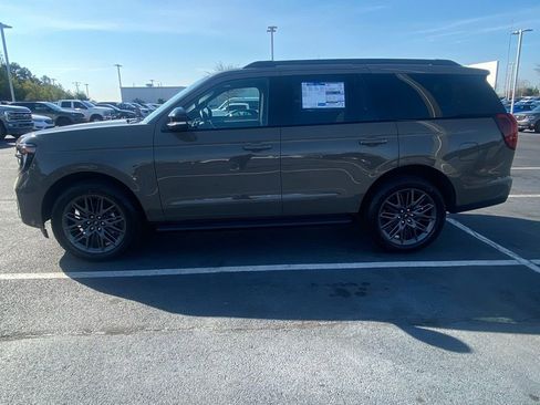 New 2026 Ford Expedition Platinum w/ Stealth Appearance Package image 4
