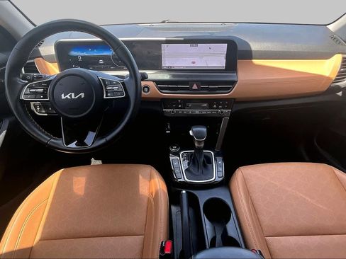 Used 2024 Kia Seltos EX FWD image 14