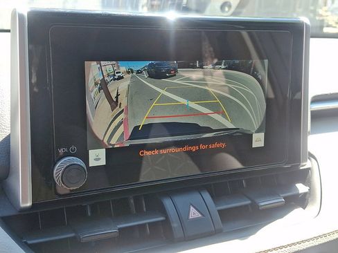 Used 2024 Toyota RAV4 XLE w/ Convenience Package FWD image 19