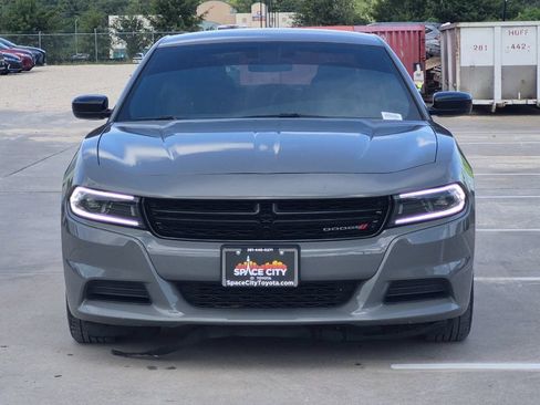 Used 2023 Dodge Charger SXT w/ Cold Weather Package RWD image 9