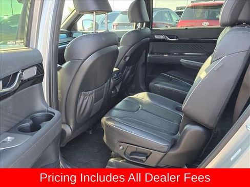 Used 2023 Hyundai Palisade Calligraphy FWD image 5
