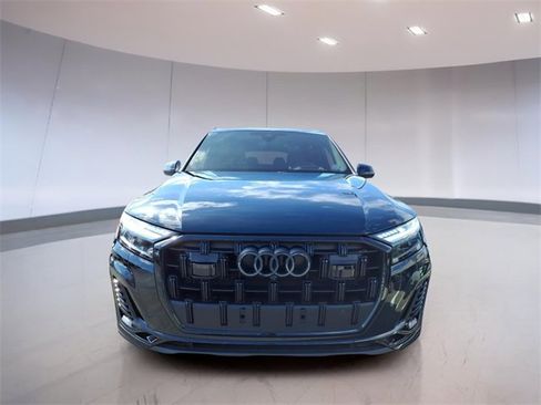 Used 2025 Audi Q7 3.0T Prestige image 2