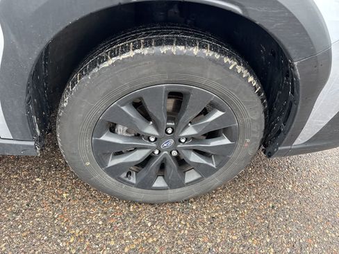 Used 2024 Subaru Outback Onyx Edition image 5