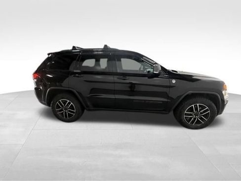 Used 2019 Jeep Grand Cherokee Trailhawk w/ Trailhawk Luxury Group AWD/4WD image 6