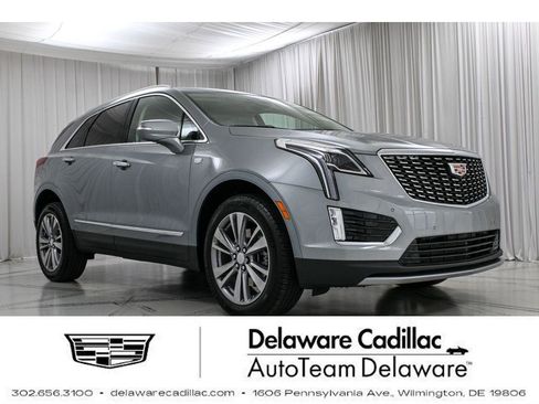 Used 2024 Cadillac XT5 Premium Luxury FWD image 1