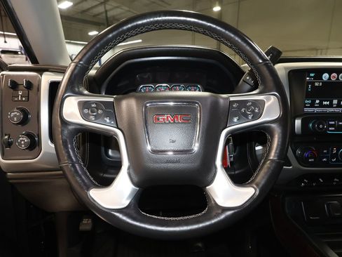 Used 2018 GMC Sierra 1500 SLT w/ SLT Premium Package image 10