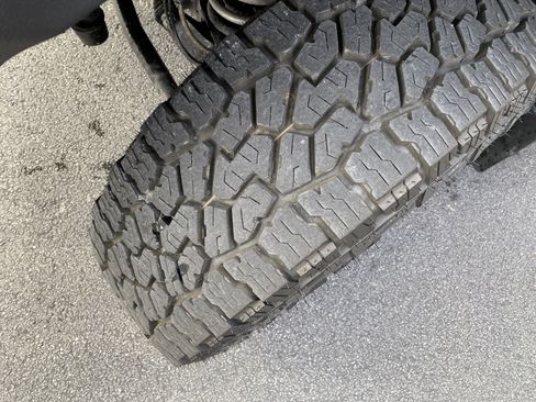 Used 2024 INEOS Grenadier image 12