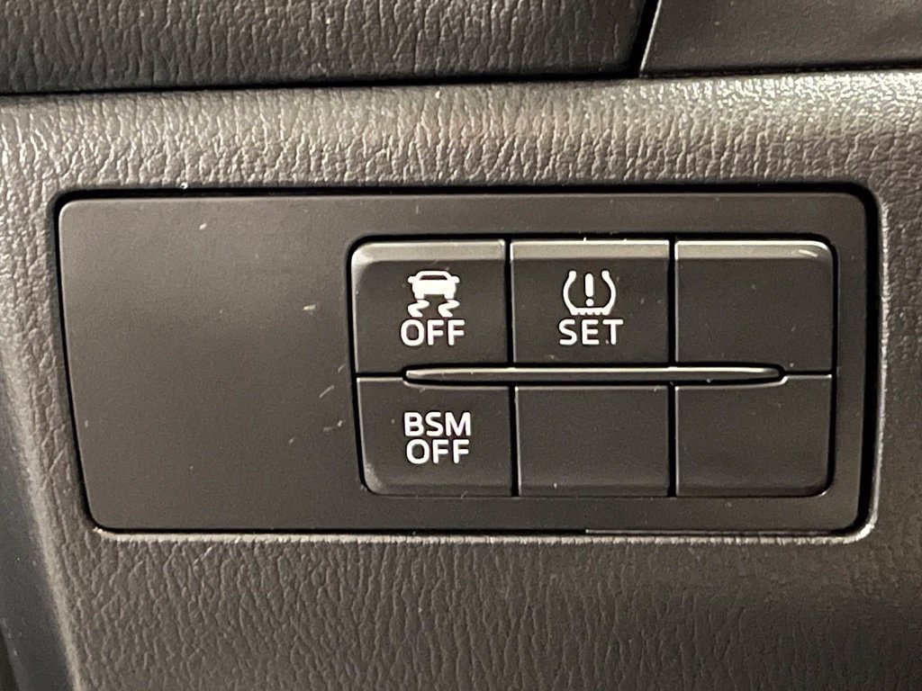 Used 2014 MAZDA MAZDA3 i Touring FWD image 13