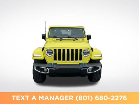 Used 2022 Jeep Wrangler Unlimited Sahara w/ Cold Weather Group AWD/4WD image 8