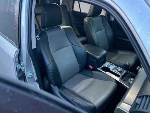 Used 2020 Toyota 4Runner SR5 Premium w/ Moonroof Package AWD/4WD image 33