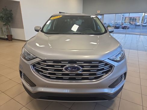 Used 2024 Ford Edge Titanium image 4