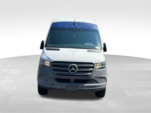 Used 2021 Mercedes-Benz Sprinter 2500 image 8