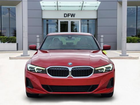 Used 2023 BMW 330i Sedan image 2