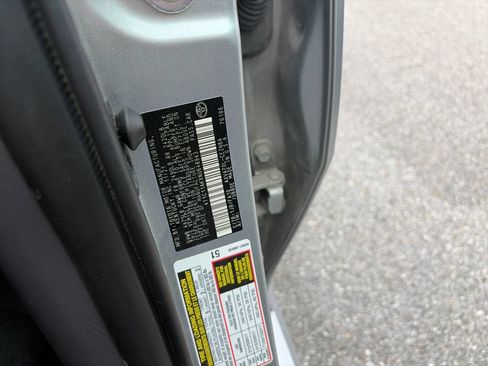Used 2022 Toyota Camry LE FWD image 35