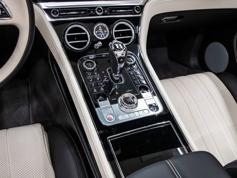 Used 2023 Bentley Continental GT Mulliner AWD/4WD image 38