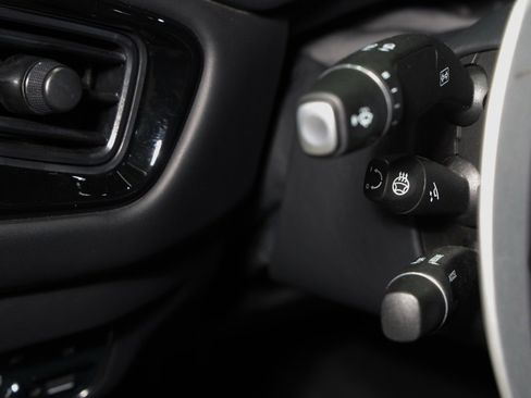 Used 2022 Aston Martin V8 Vantage image 21