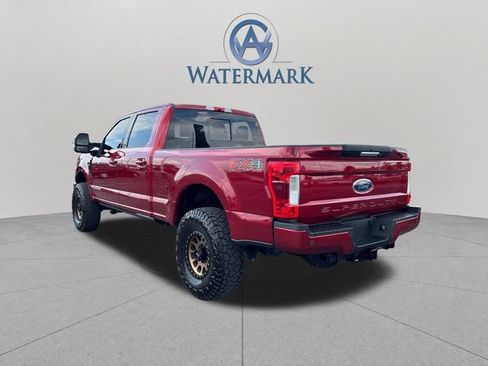 Used 2019 Ford F250 Lariat AWD/4WD image 3