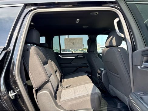 New 2026 GMC Acadia Elevation w/ LPO, Floor Liner Package AWD/4WD image 6